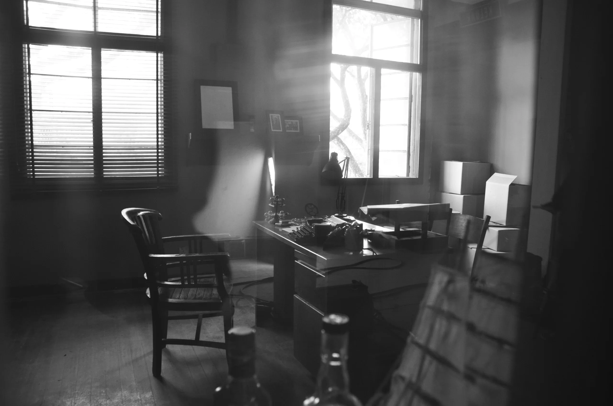 film noir set illustrating the detective writer podcast